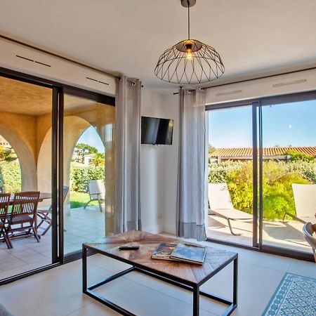 location de vacances Olivier jardin privatif et piscine chauffée partagée Calvi  Exterior foto