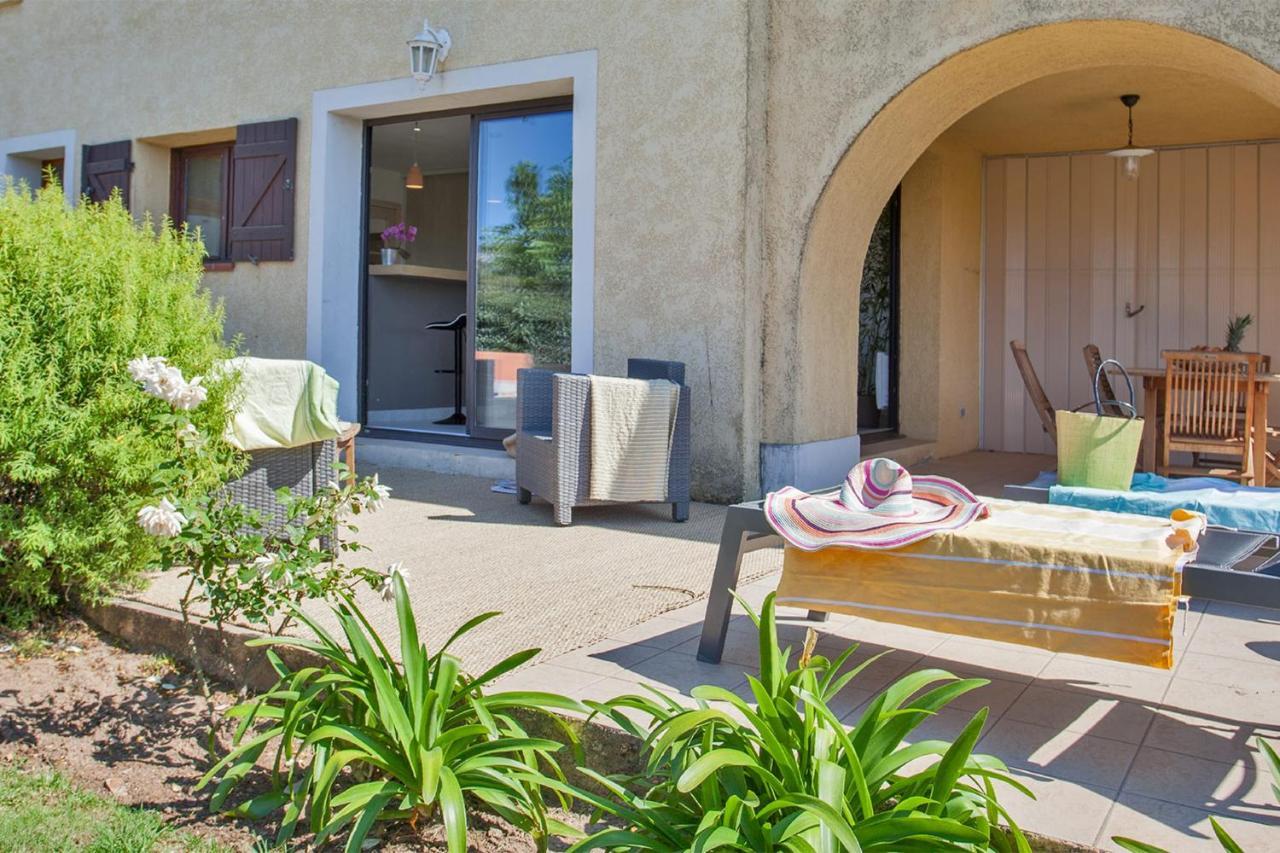 location de vacances Olivier jardin privatif et piscine chauffée partagée Calvi  Exterior foto